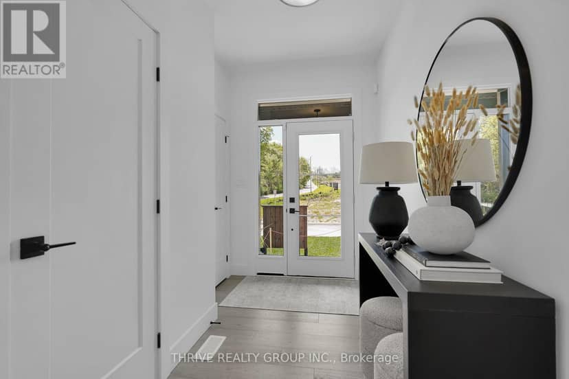 60 - 101 Meadowlily Road S — photo 3 of 40