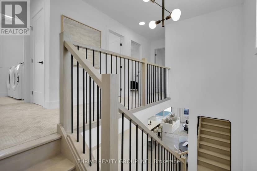 58 - 101 Meadowlily Road S — photo 10 of 40