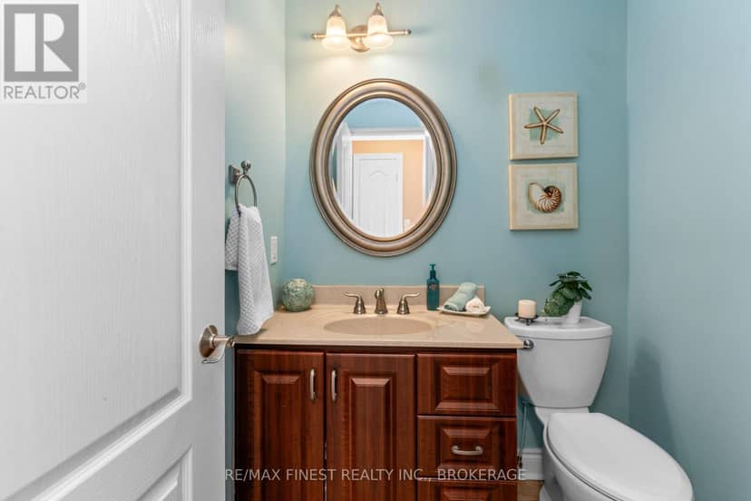 121 Hickory Lane — photo 18 of 35