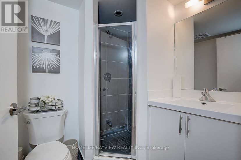 2204 - 830 Lawrence Avenue W — photo 17 of 34
