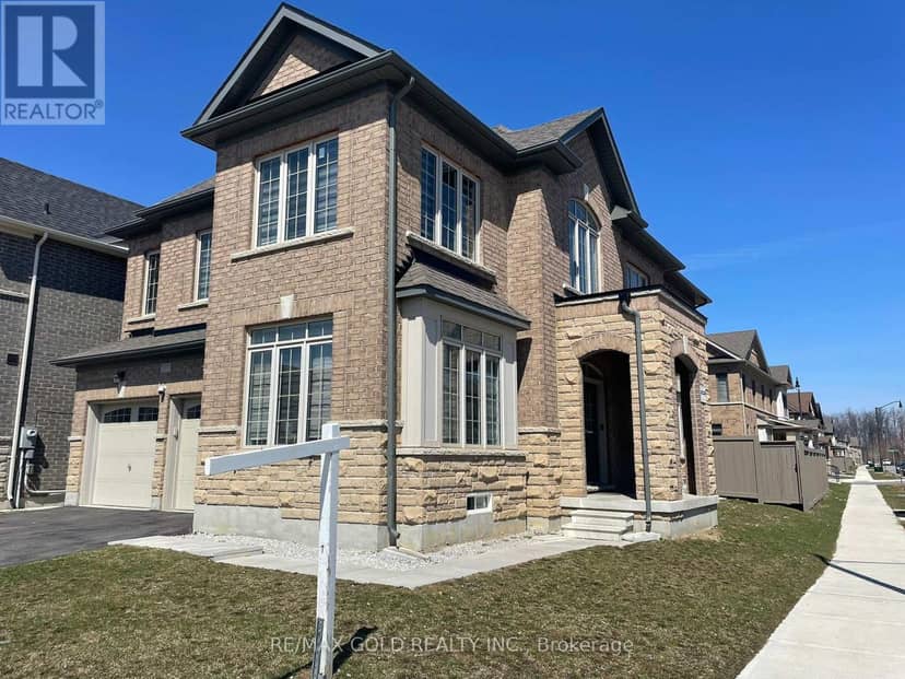 537 Veterans Drive — photo 2 of 40