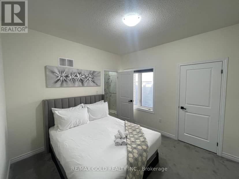 537 Veterans Drive — photo 33 of 40