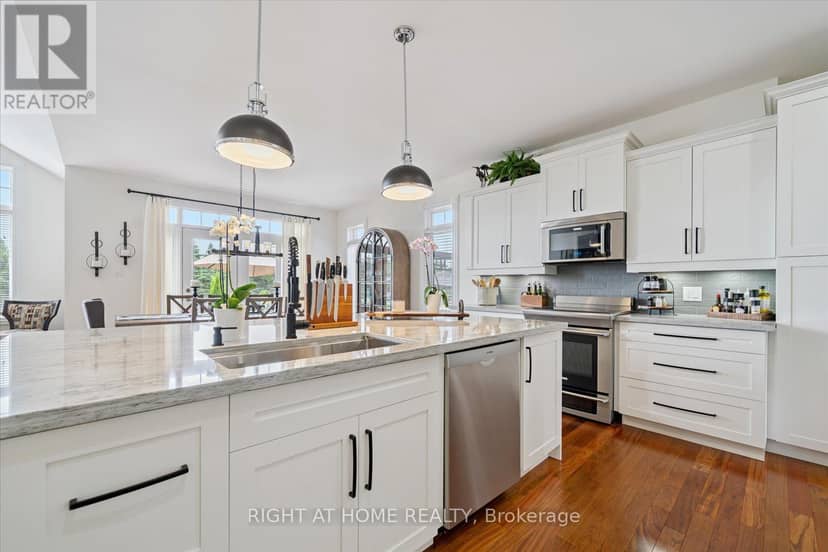 7 Clyde Court — photo 12 of 40