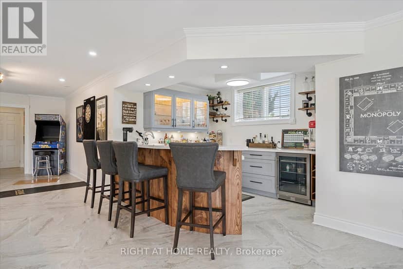 7 Clyde Court — photo 31 of 40