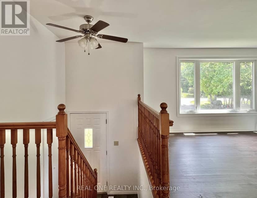 216 Foster Drive — photo 4 of 24