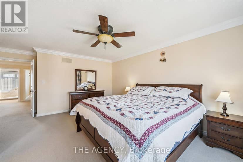 32 Timna Crescent — photo 16 of 31