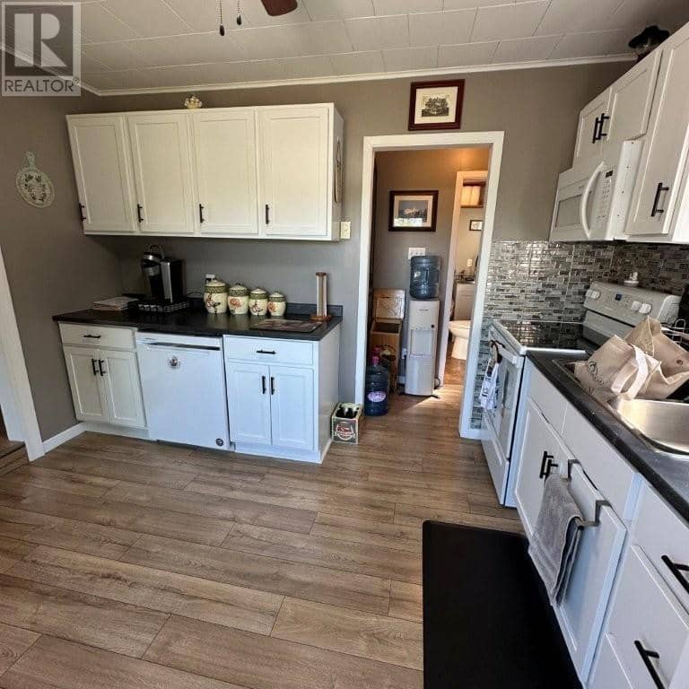 87 Ocean Pond Road — photo 11 of 35