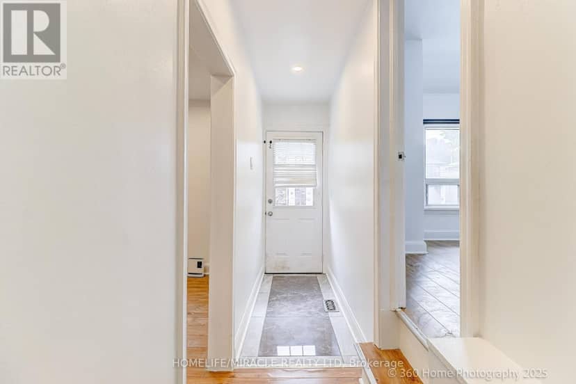 106 Johnston Avenue — photo 13 of 25