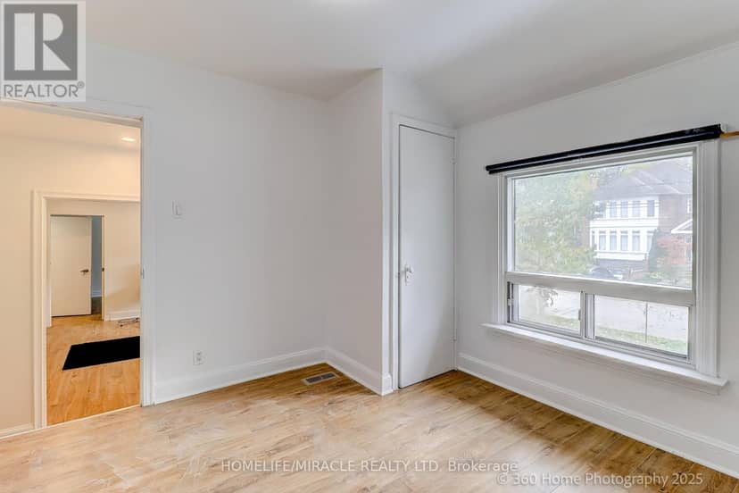 106 Johnston Avenue — photo 8 of 25