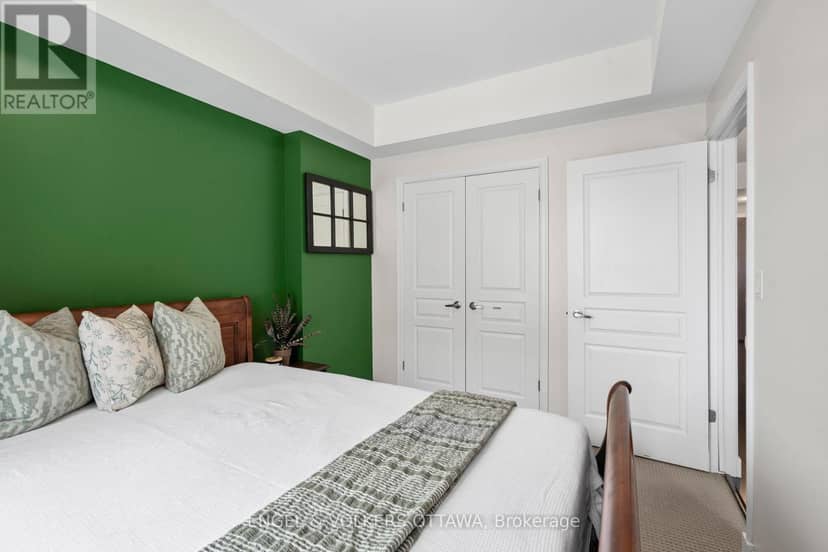 811 - 238 Besserer Street — photo 23 of 33
