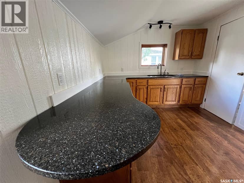 311 1st STREET W, Wilkie, photo 4