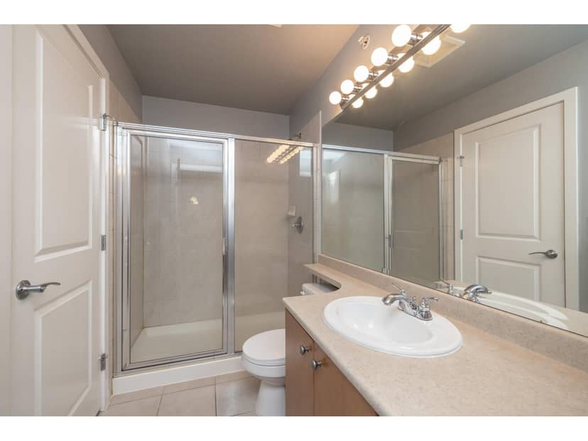 430 15380 102A AVENUE, Surrey, photo 8