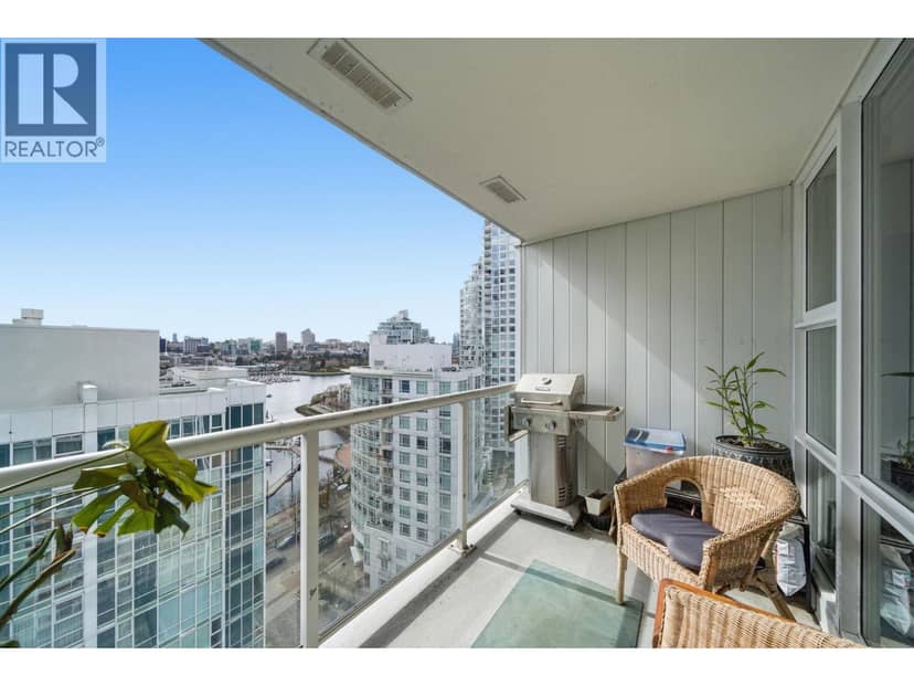 1808 193 AQUARIUS MEWS, Vancouver, photo 3
