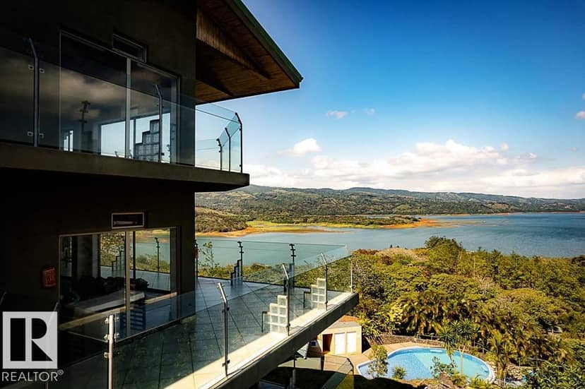 12-2-1-4 Lake Arenal Condominums — photo 10 of 40