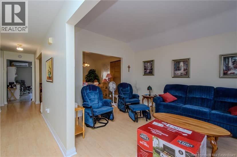 357 Beausejour Street — photo 6 of 40