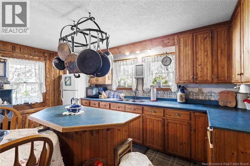 135 Hopkins Rd — photo 26 of 40