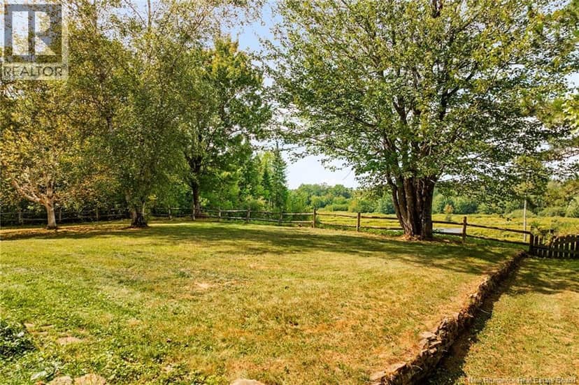135 Hopkins Rd — photo 5 of 40