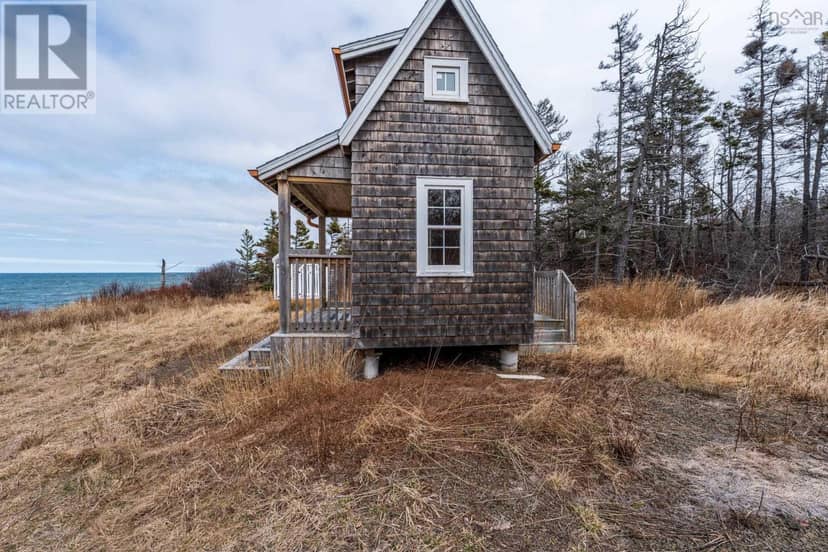Lot Shore Road — photo 9 of 33