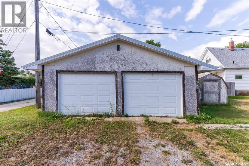 116 Rouleau STREET — photo 34 of 37