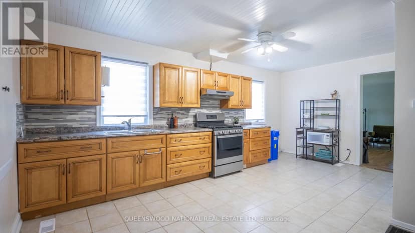 842 Centreview Road — photo 24 of 40