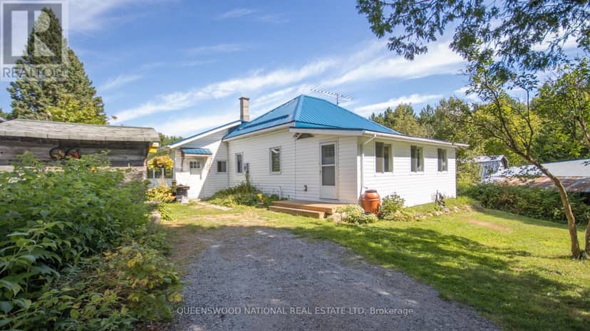 842 Centreview Road — photo 9 of 40