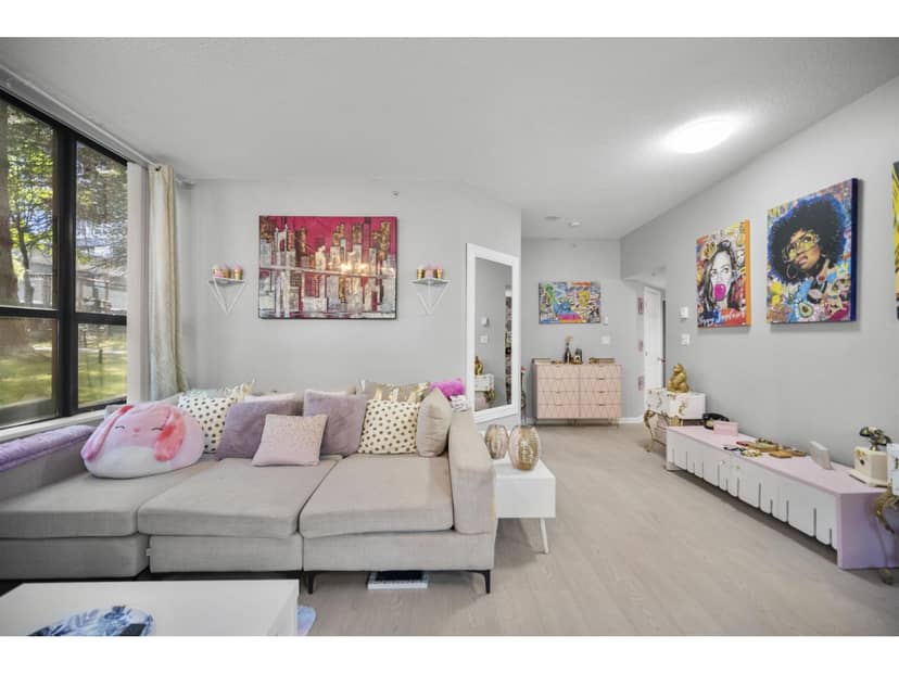101 10899 UNIVERSITY DRIVE, Surrey, photo 3