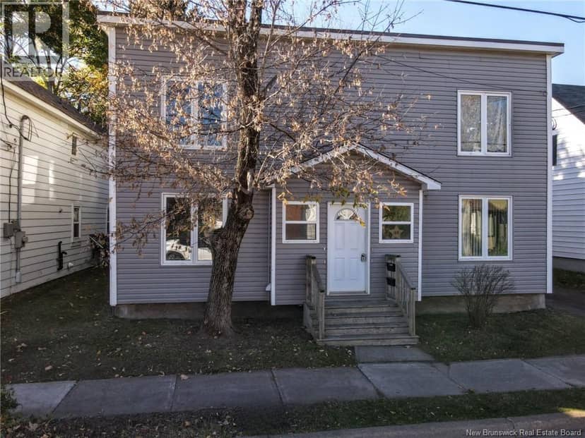 44 North Street — photo 1 of 9