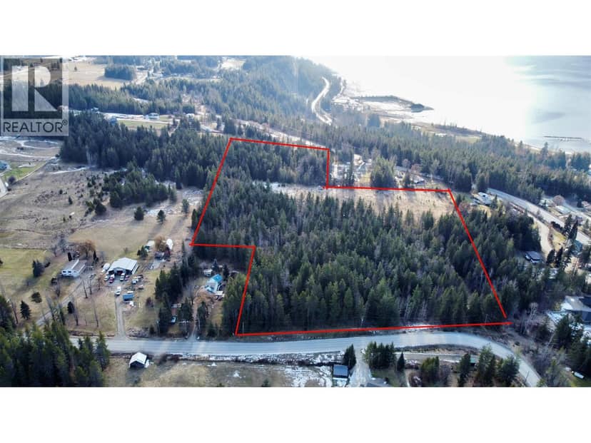 319 Nakusp East Road, Nakusp