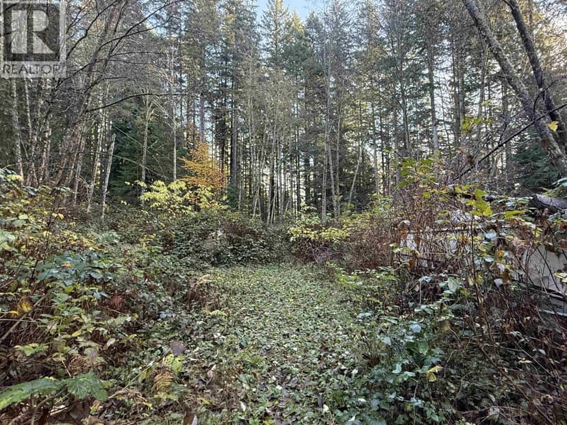 1594 CEMETERY ROAD, Gibsons