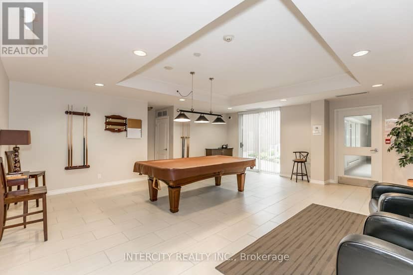 905 - 699 Aberdeen Boulevard — photo 19 of 25