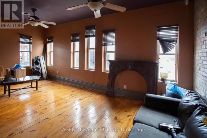 419 Dundas Street — photo 22 of 40
