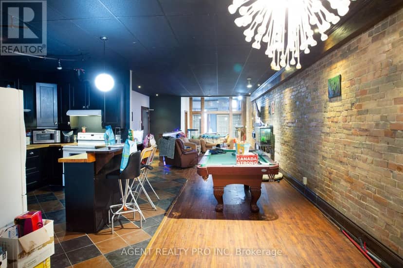 419 Dundas Street — photo 34 of 40