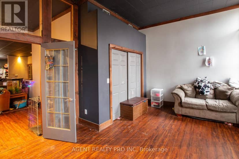 419 Dundas Street — photo 40 of 40