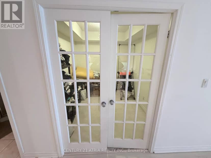 303 - 8 Rean Drive — photo 12 of 14
