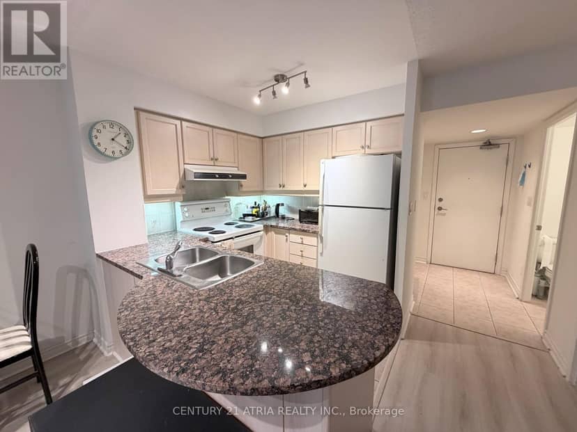 303 - 8 Rean Drive — photo 7 of 14