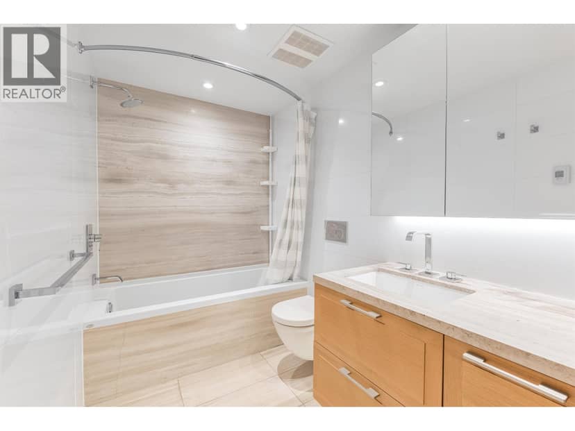 100 1561 W 57TH AVENUE, Vancouver, photo 4