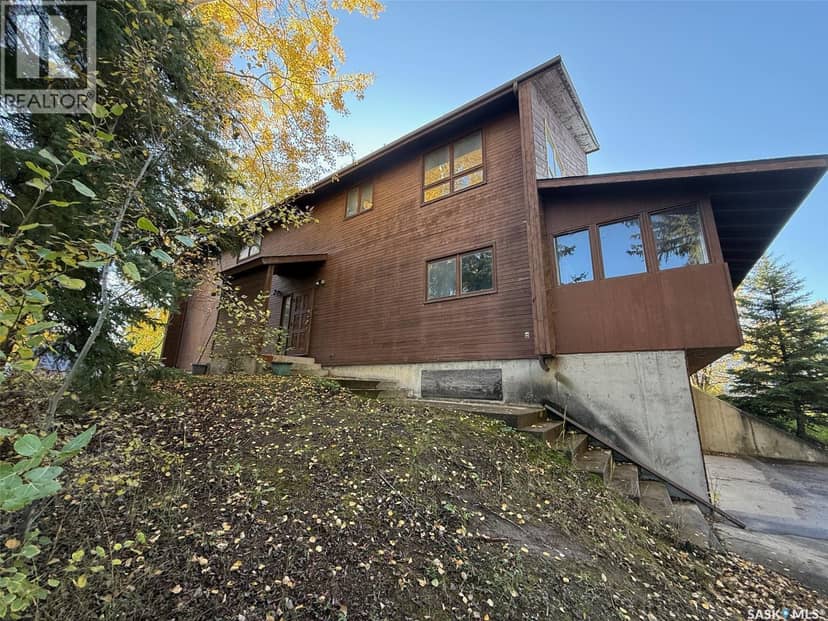 130 Anson STREET — photo 4 of 27