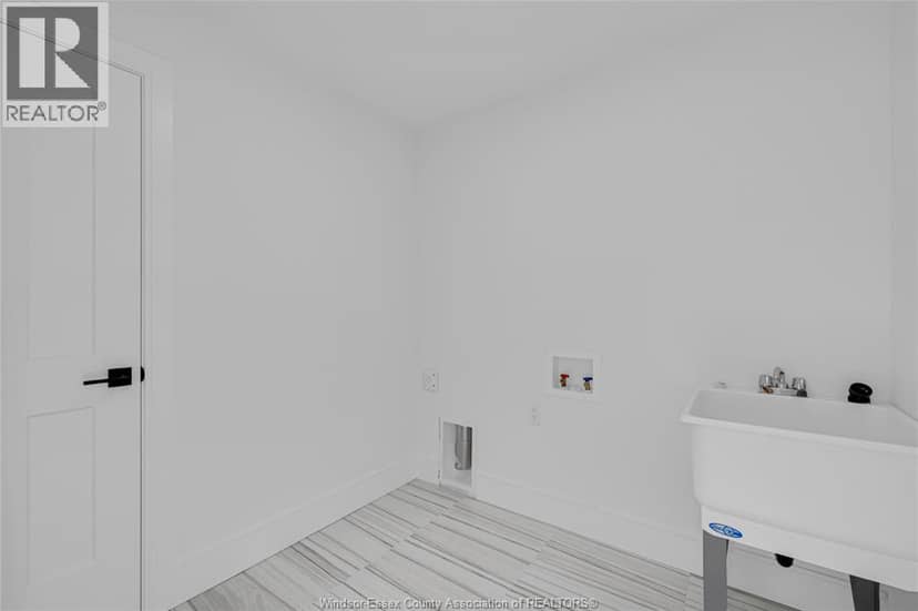 2520 MAYFAIR South — photo 33 of 33