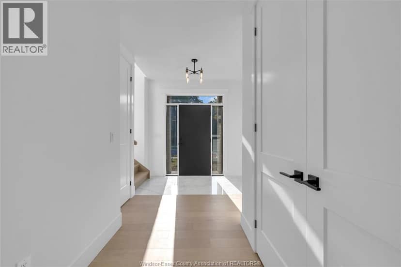 2520 MAYFAIR South — photo 6 of 33
