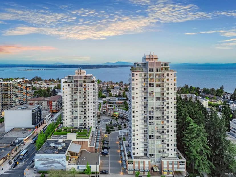 1905 15152 RUSSELL AVENUE, White Rock, photo 2
