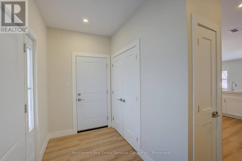 54 - 1182 Queen Street — photo 2 of 17