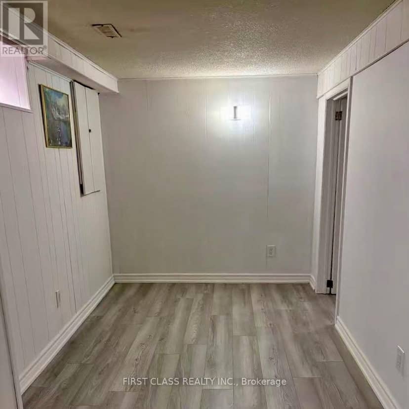 701 Leeder Court, Newmarket, photo 8