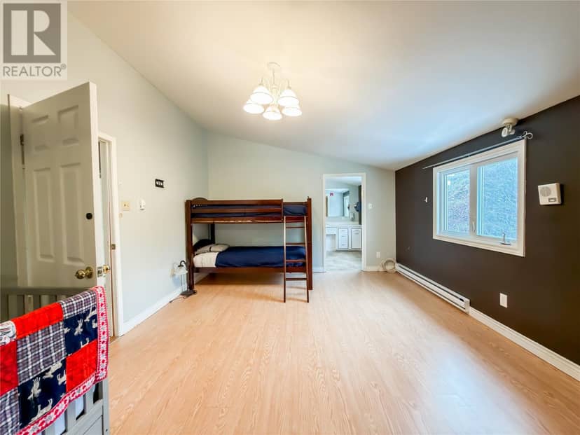 129 Marine Drive — photo 18 of 40