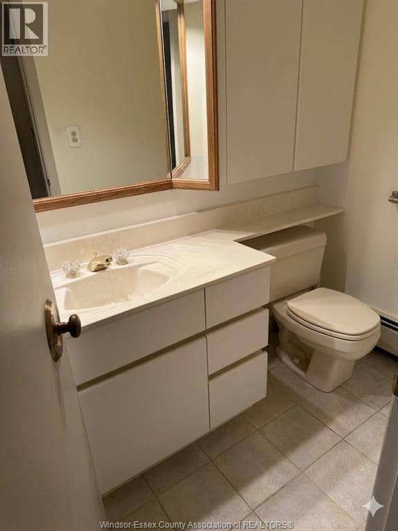 4470 Riverside Drive — photo 17 of 40