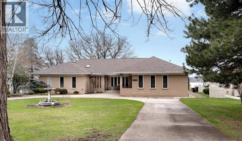 4470 Riverside Drive — photo 2 of 40