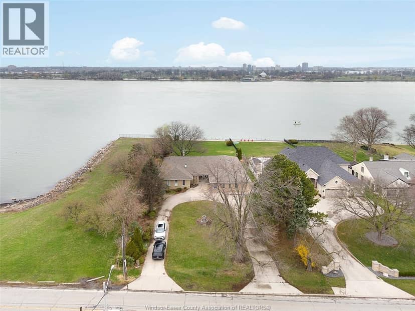 4470 Riverside Drive — photo 39 of 40