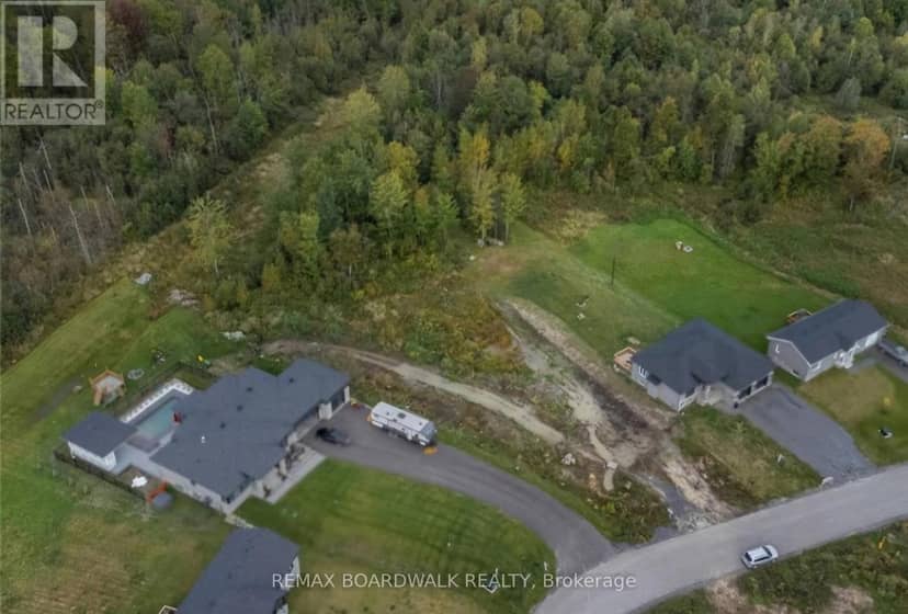 282 Roxanne Street — photo 17 of 24
