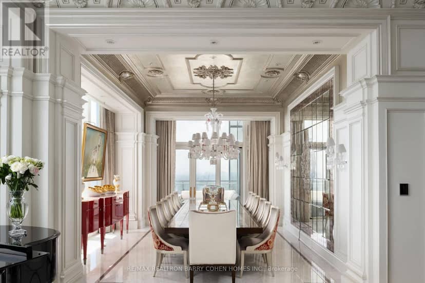 5202 - 50 Yorkville Avenue — photo 13 of 27
