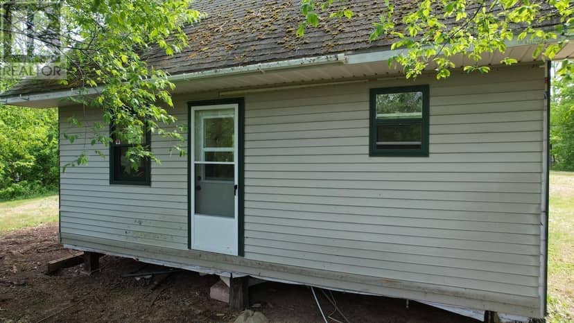6327 Hwy 321 Highway, Roslin, photo 3
