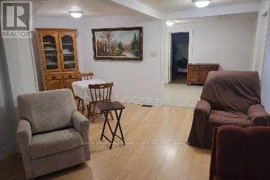 11 Low Street — photo 6 of 34
